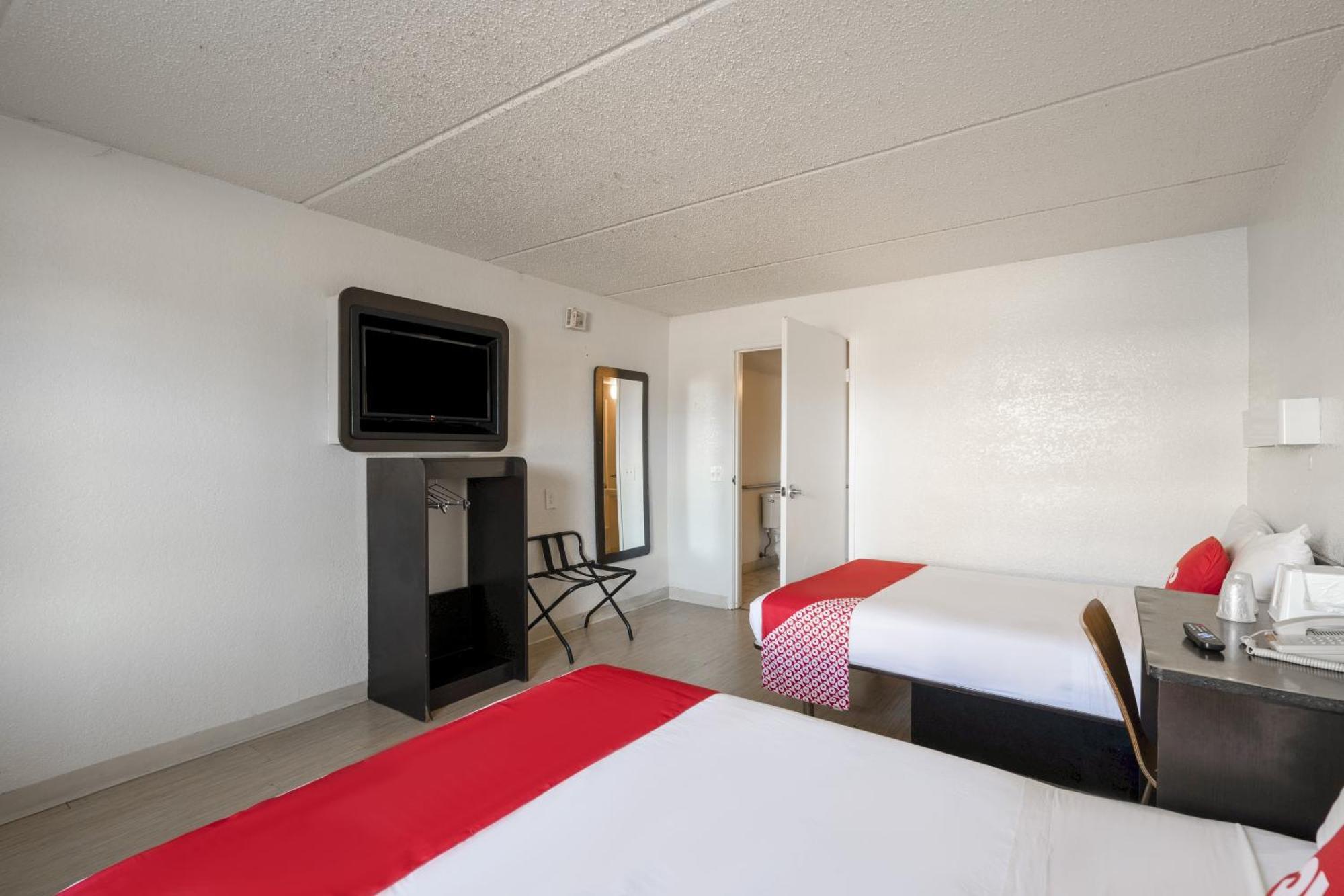 Oyo Hotel Houston Katy Freeway Exterior foto